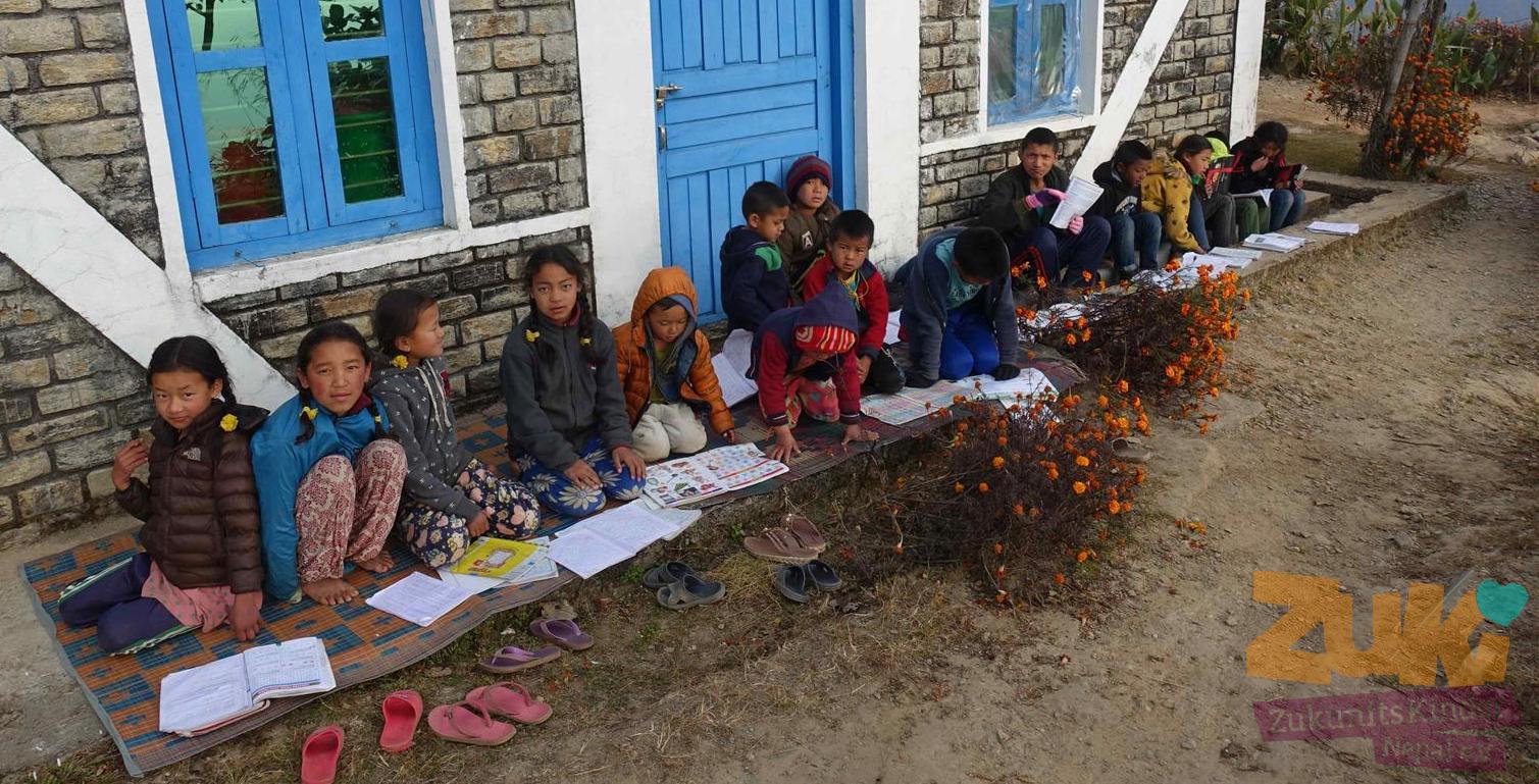 Prüfungsvorbereitung in der Sonne