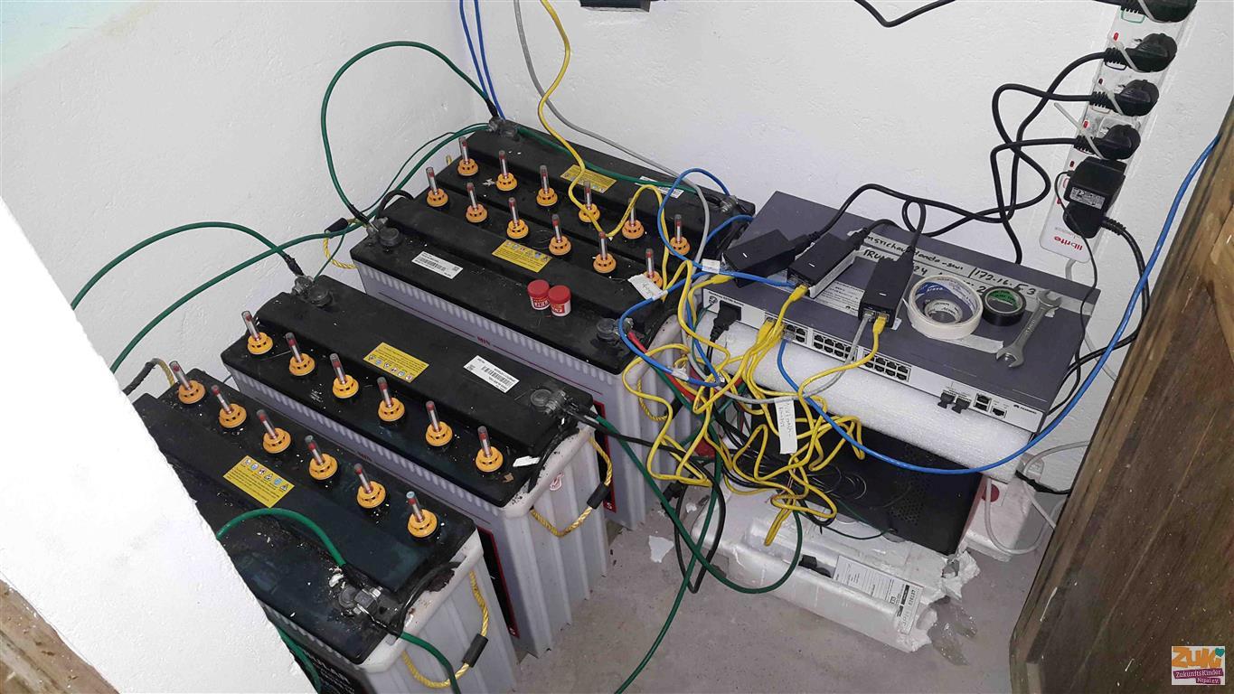 3 solar battry and device